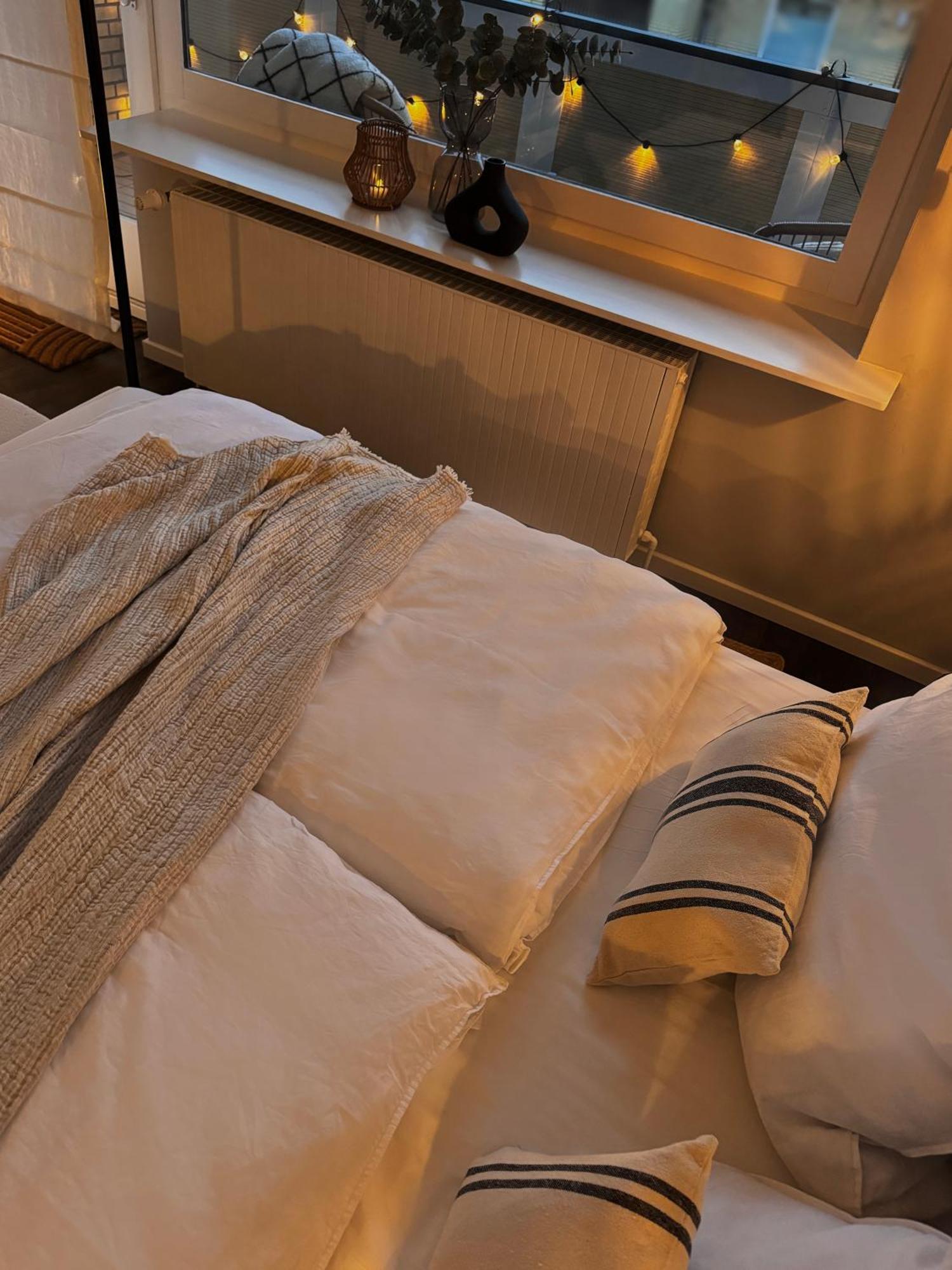 Seaside Rooms - Design-Apartment Mit Balkon & Parkplatz - Inklusive Strandkorb Direkt Am Wasser Und Spa & Sauna Saisonal 부숨 외부 사진